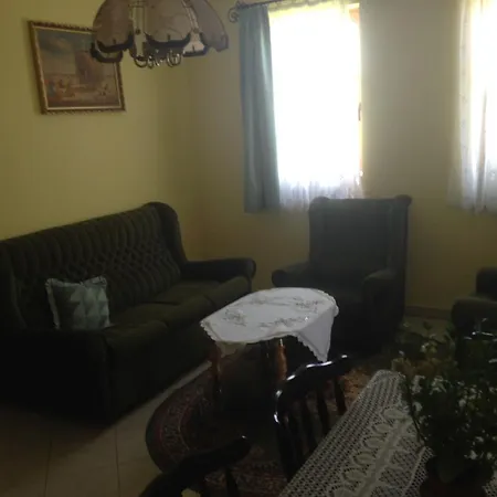 Koelcsey Kuria Vendeghaz Szatmárcseke